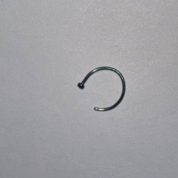 Green 5/16 20 Gauge Titanium Plated Hoop Nose Rings - Picture 2 of 6